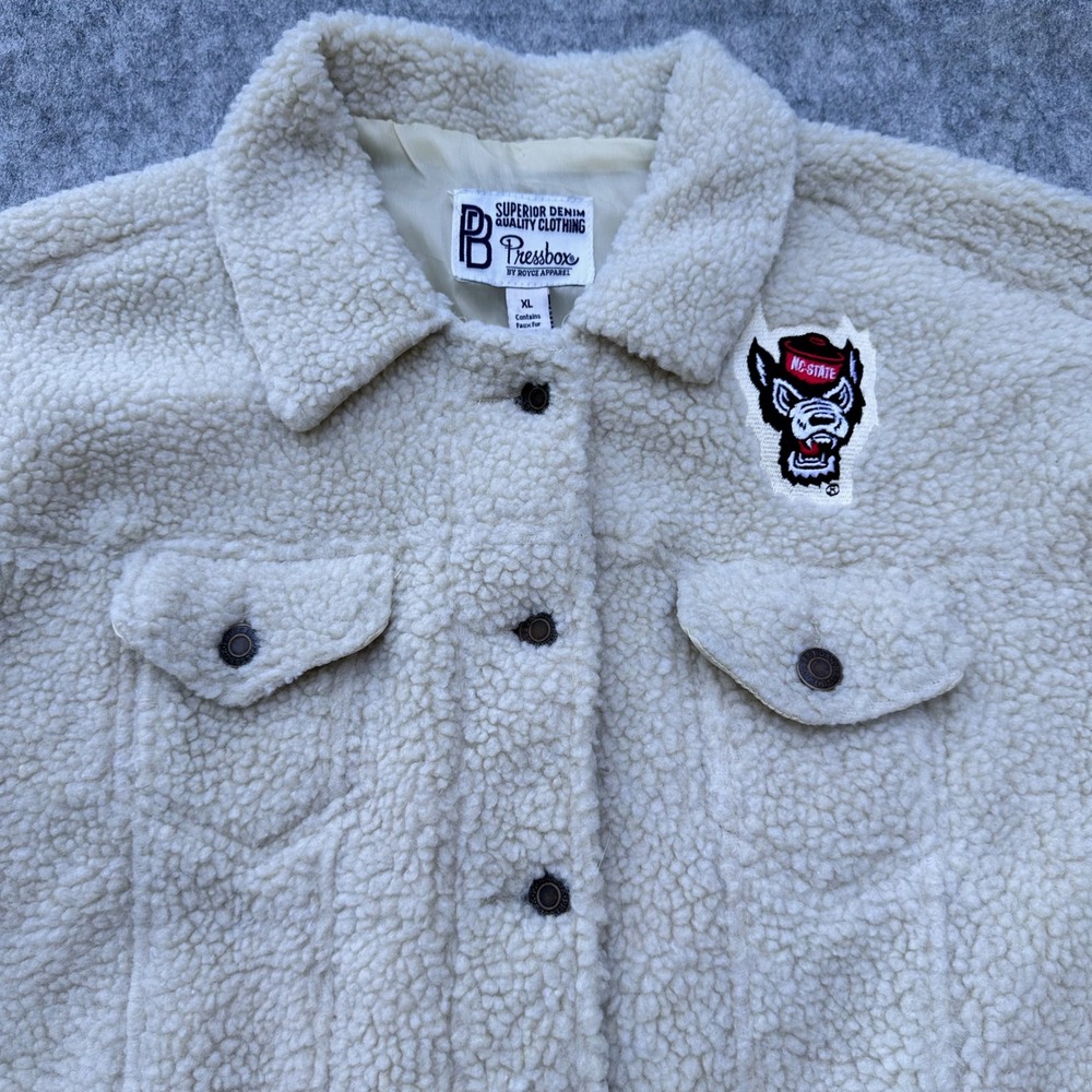 Pressbox NC State Wolfpack Yeti Fuzz Sherpa Trucker Jacket Cream XL NEW - Picture 13 of 16